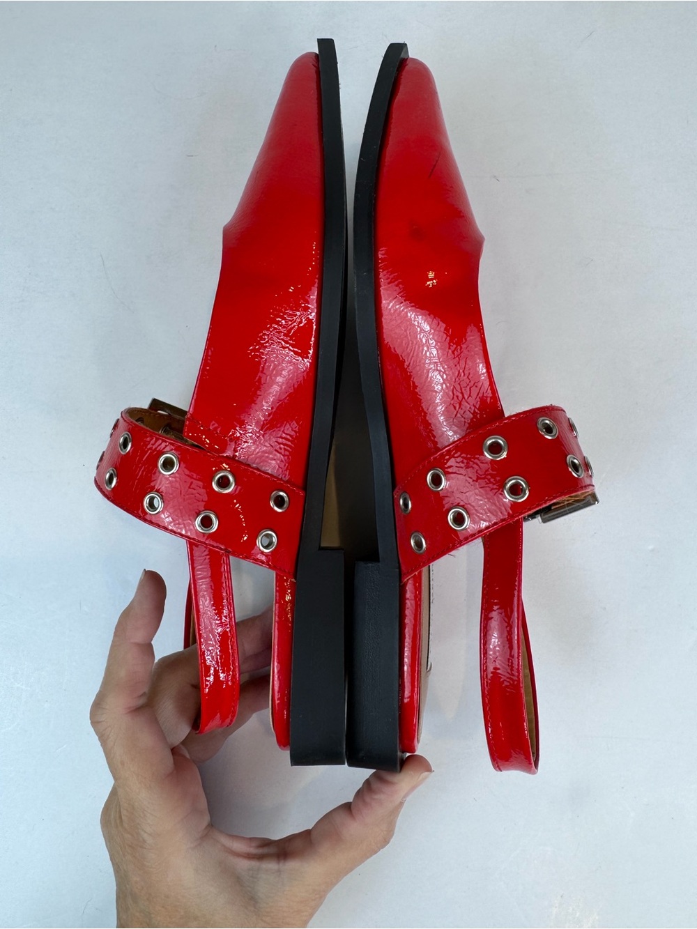 NEW Steve Madden Smokee Buckle Slingback Red Flats Pointed Toe Grommets Size 8 - Picture 8 of 12